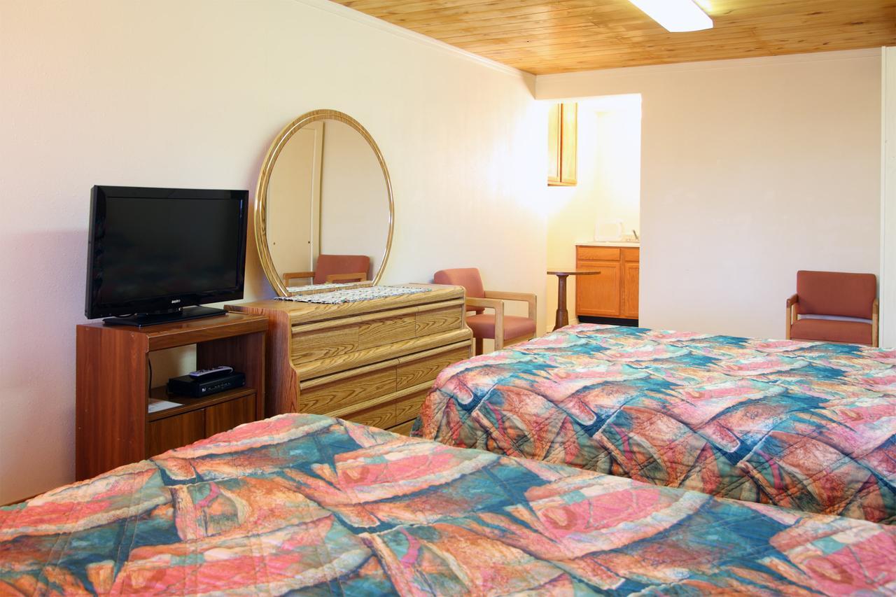 Country Inn Motel Dove Creek Eksteriør billede