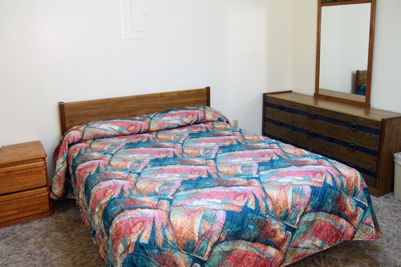 Country Inn Motel Dove Creek Eksteriør billede