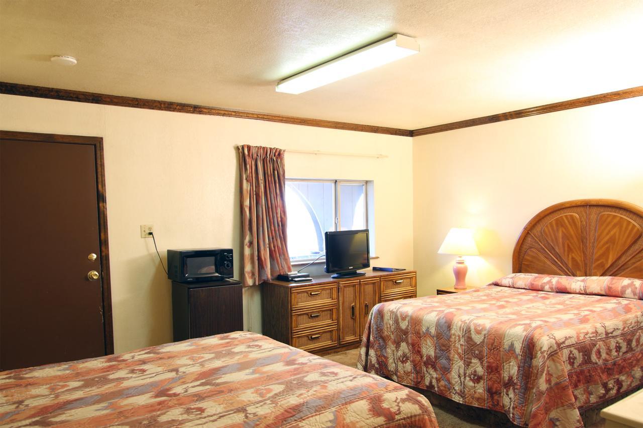 Country Inn Motel Dove Creek Eksteriør billede