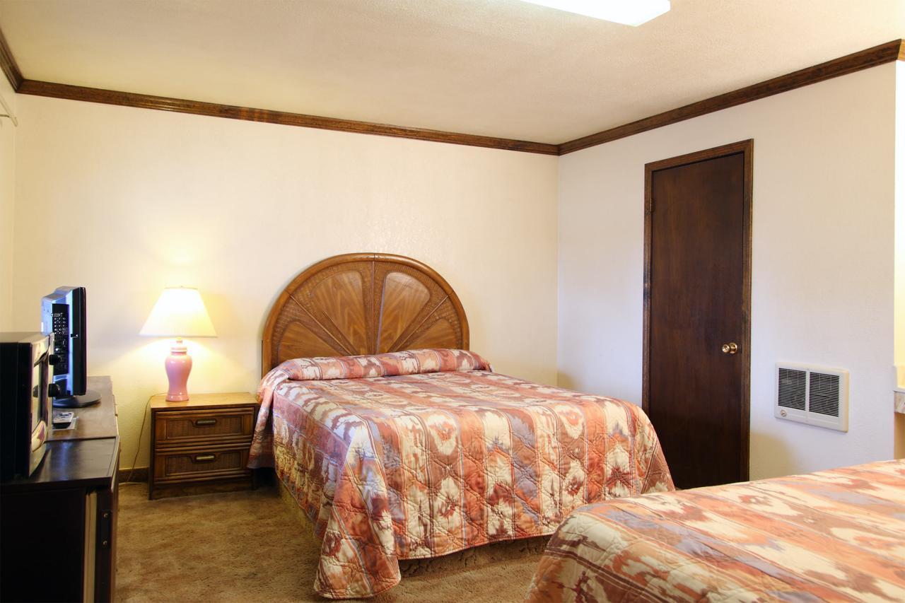 Country Inn Motel Dove Creek Eksteriør billede